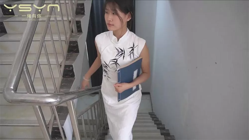 【一绳有你】旗袍女生被戴上拷脚镣捆绑坐老虎凳挠痒TK