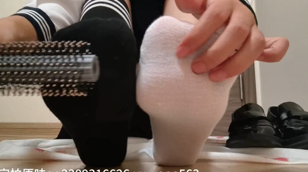 定拍《自挠16》绑脚趾涂油TK