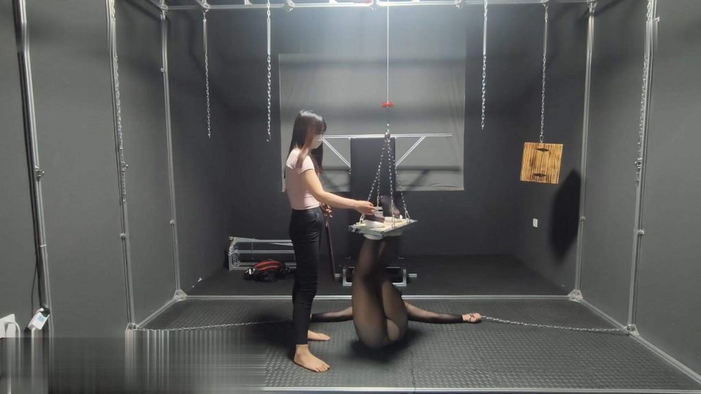 SlaveCamp奴舍 女媚诗诗测试龙门架