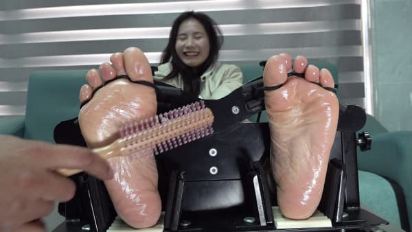 【aapary】足枷挠乐瑶的精油美脚